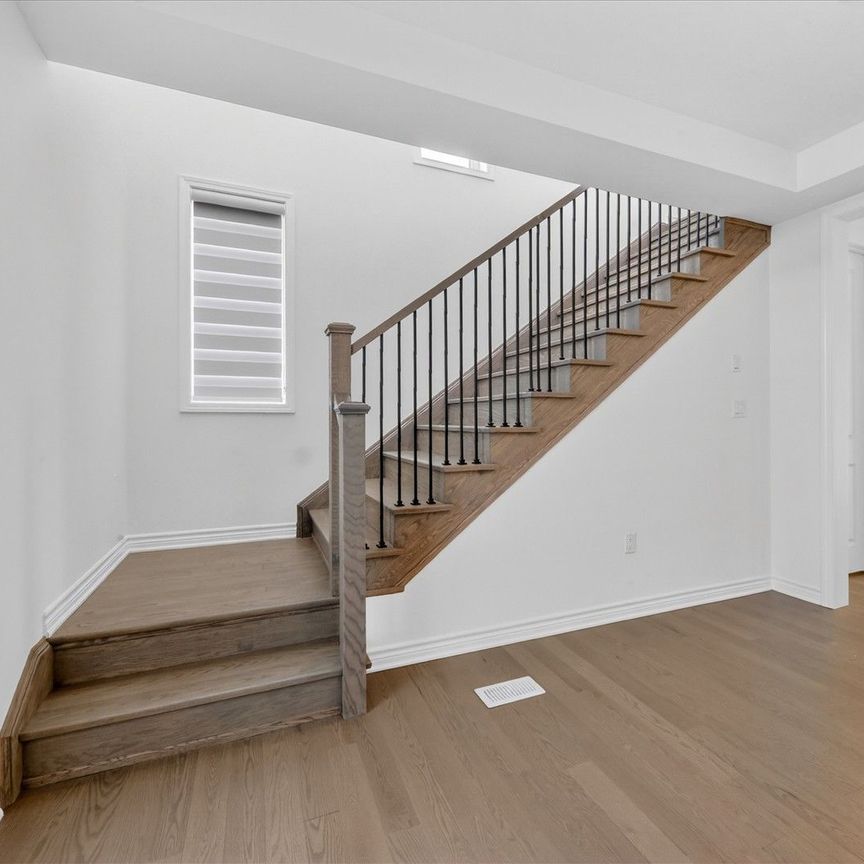 For Lease - 3421 Deepglade Path, Pickering, Ontario - Photo 1