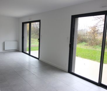 Location Maison 5 pièces 109m² - Photo 2