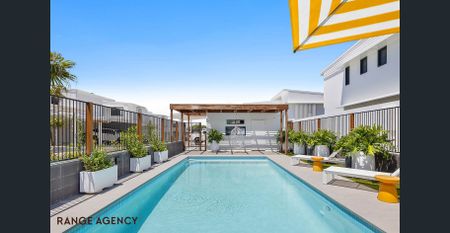 Contemporary Coastal Living in the Heart of Noosaville - Photo 5