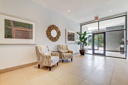 For Lease - 240 Villagewalk Boulevard Unit# 512, London North, Ontario - Photo 4