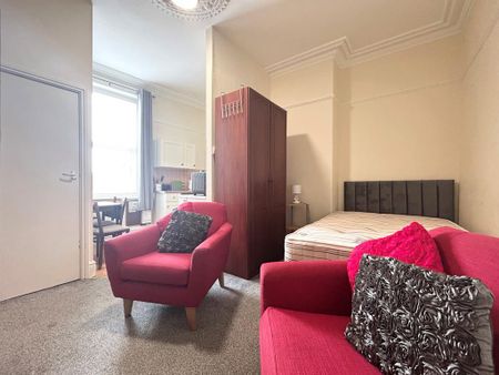 Studio to rent - Photo 5