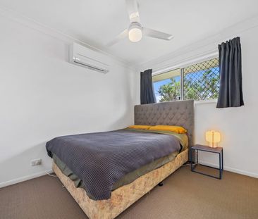 Stunning Renovated 4 Bedroom Home with Lovely Gardens in Calamvale - Photo 6