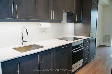 For Lease - 9085 Jane Street Unit# 1511, Vaughan, Ontario - Photo 5