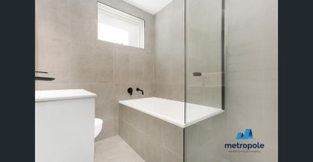 NEAR NEW THREE BEDROOM APARTMENT - Photo 2