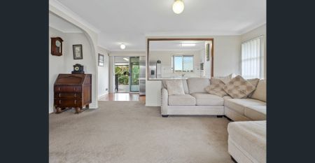 10 Moku Crescent, Birkdale, Qld 4159 - Photo 2