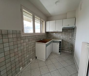 Location Appartement 2 pièces 43m² ORLEANS 45000 - Photo 2