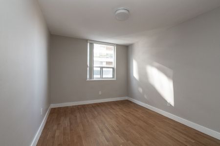 188 Jameson Avenue - Photo 2