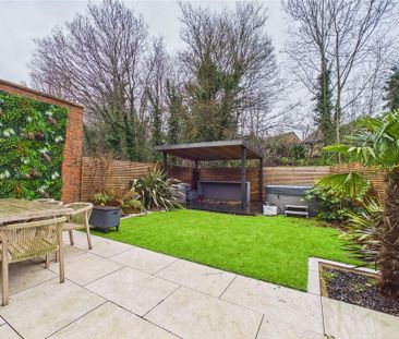 3 bedroom semi-detached house to rent - Photo 4