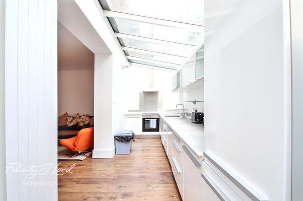 2 bedroom maisonette to rent - Photo 1