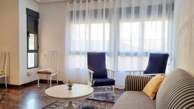 Piso de alquiler en Duque de Lliria, Casco Antiguo - Photo 1