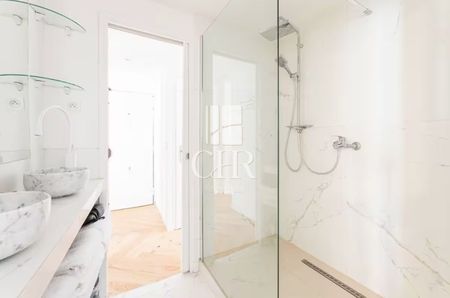 Tout savoir sur cet appartement à Paris 9ème - Photo 2