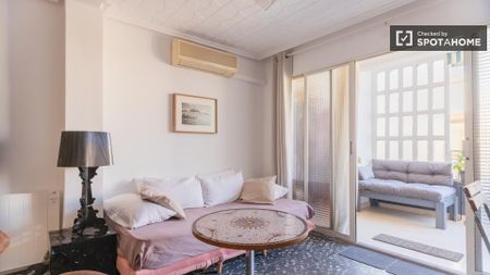 valencia, Valencian Community 46011 - Photo 2