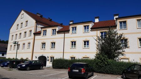 Helle 3-Zimmer-Wohnung mit Balkon und PKW-Stellplatz in ruhiger Wohnlage in Obernberg - Foto 4