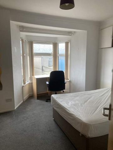 Great Double Rooms – Student & Professional – Cromwell Street. - Photo 2