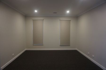 20 Shinrone Road, Gisborne - Photo 3