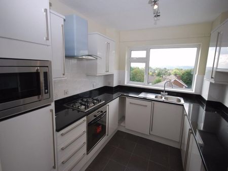 3 bedroom apartment to rent - Photo 5