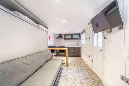 Studio to rent - Photo 2