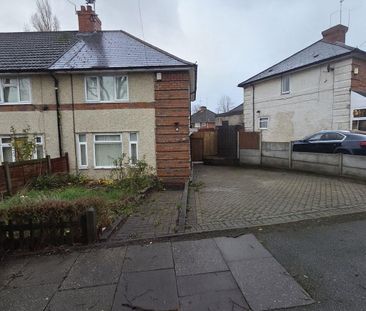 3 bedroom end of terrace house to rent - Photo 4