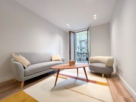 Carrer de Calàbria, Barcelona, Catalonia - Photo 4