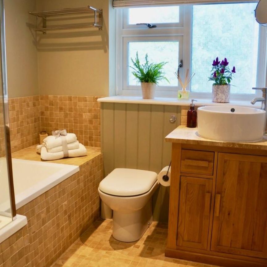 1 bedroom Flat To Let - Photo 1