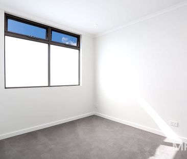202/45 Ulupna Road, Ormond - Photo 3