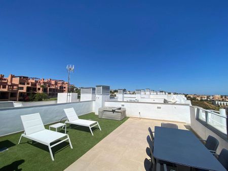 Luxury penthouse for rent in Manilva, Andalusia - Photo 5