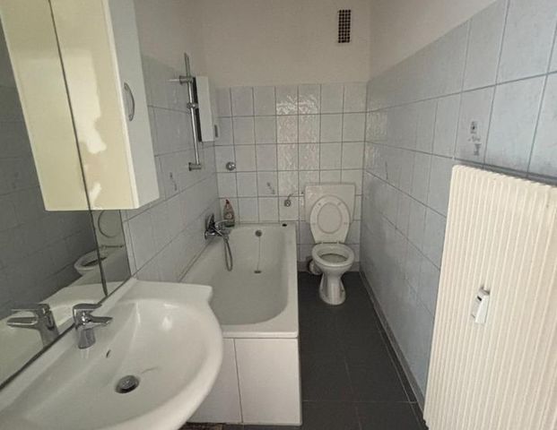 3,5-Raum-Wohnung mit Gemeinschaftshof auf ca. 78 m² zu vermieten - Foto 1