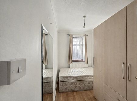 Forest Gate, London, NW9 - Photo 4