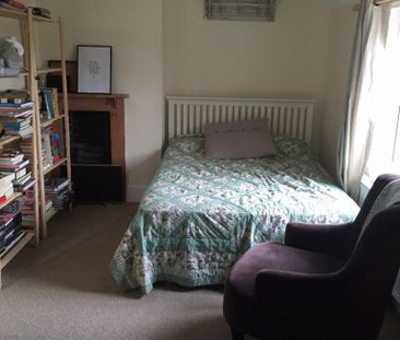 2 bedroom semi-detached house to rent - Photo 3