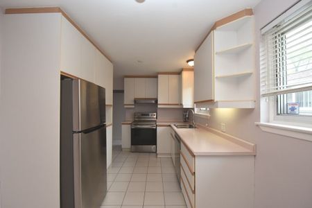 For Lease - 331 Woodsworth Road Unit# Main, Toronto, Ontario - Photo 5