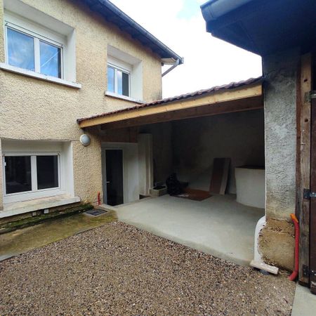 Location maison 4 pièces 114.93 m² à Saint-Maurice-de-Gourdans (01800) - Photo 2