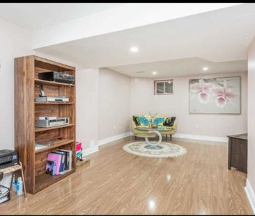 For Lease - 304 Trudeau Drive, Milton, Ontario - Photo 5