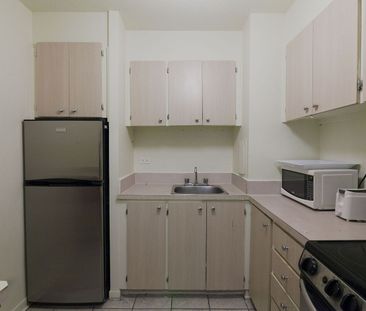 1975 de Maisonneuve - Photo 5