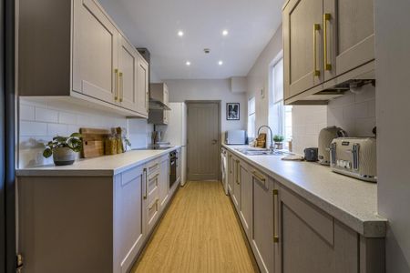 1 bedroom property to rent - Photo 5