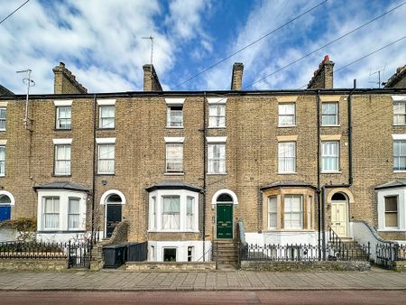 Bateman Street, Room , Cambridge, CB2 - Photo 3