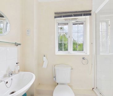 3 bedroom House in Beechfield Place, Maidenhead - Photo 5