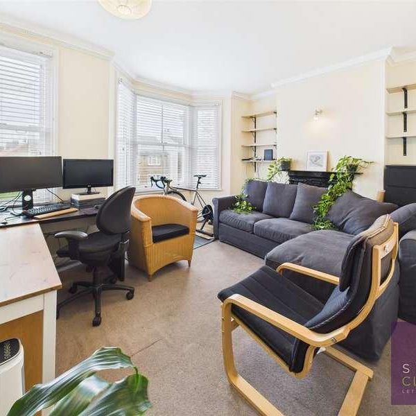 Long Lane, Finchley Central, N3 - Photo 1