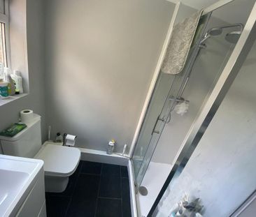 5 bedroom house share to rent - Photo 3