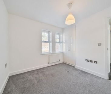 5 bedroom detached house to rent - Photo 4