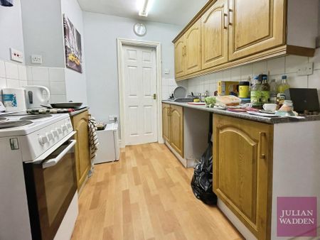 1 bedroom flat to rent - Photo 5