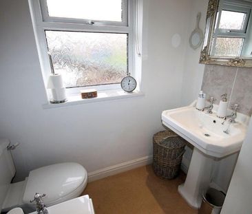 2 bedroom House To Let - Photo 1