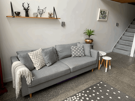 Stylish Loft-style Apartment in Mt Eden - Photo 3