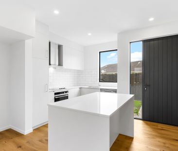 Modern Milford Townhouse - Photo 3