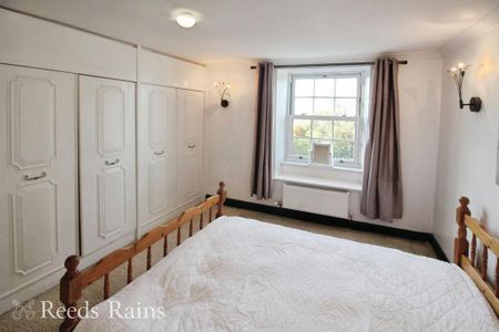 2 bedroom terraced house to rent - Photo 5