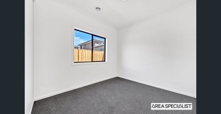 Stunning 4-Bedroom Home in Truganina! - Photo 4