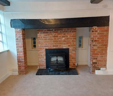 4 bedroom terraced house to rent - Photo 1