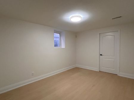 For Lease - 79 Sweet Water Crescent Unit# Basement, Richmond Hill, Ontario - Photo 2