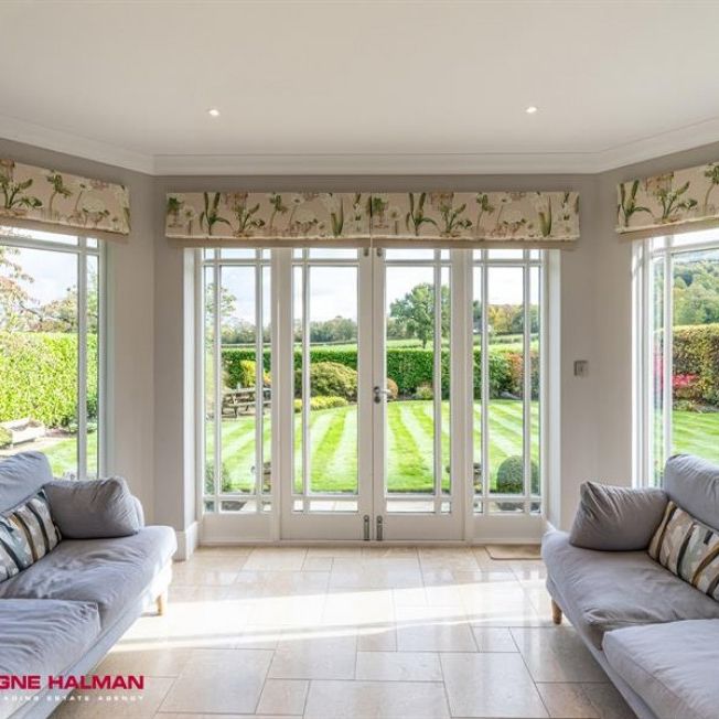 4 Bedroom Detached To Let - Photo 1