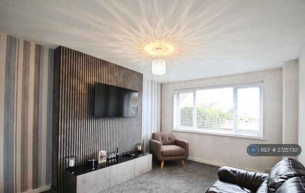 3 bedroom bungalow to rent - Photo 1