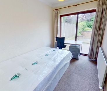 5 bedroom semi-detached house to rent - Photo 6